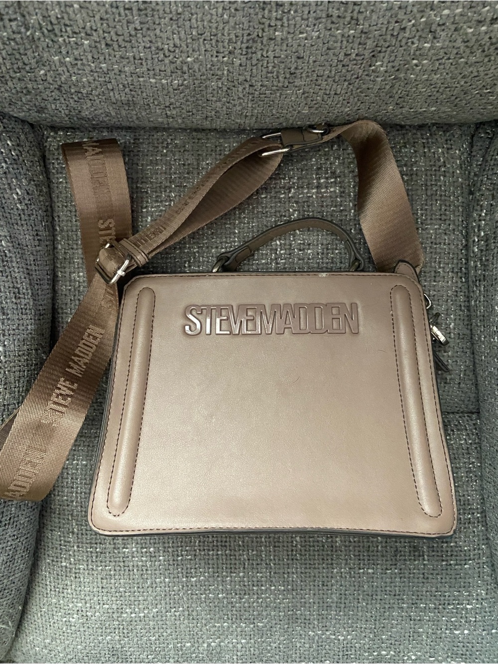 Steve Madden Taupe Leather Messenger Crossbody